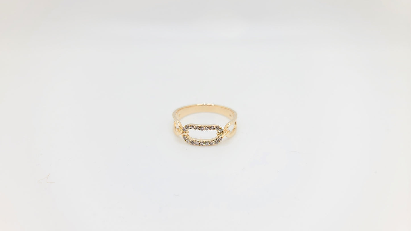 Diamond Oval Linked Ring